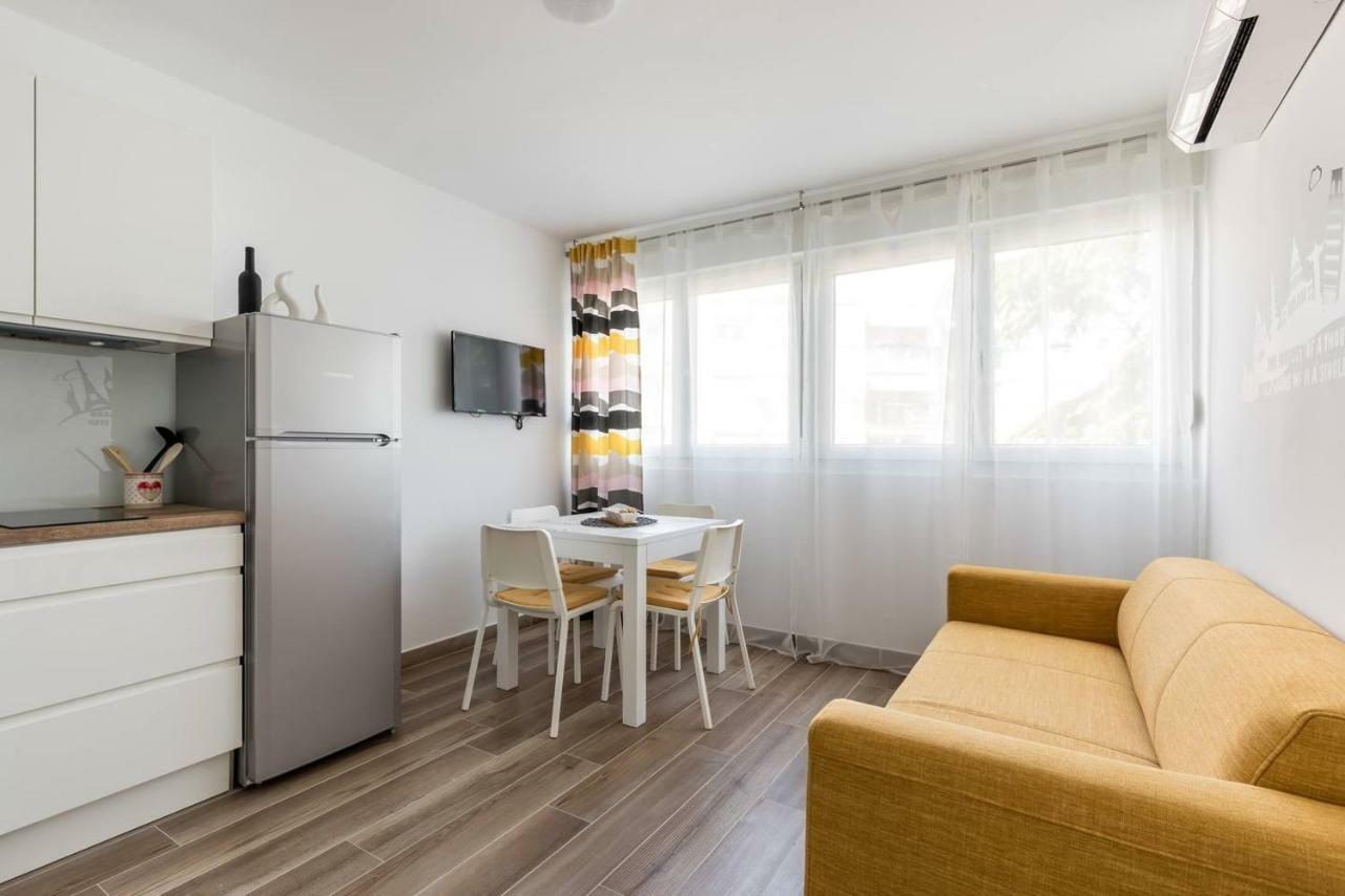 Apartments Cezar Split Exterior foto